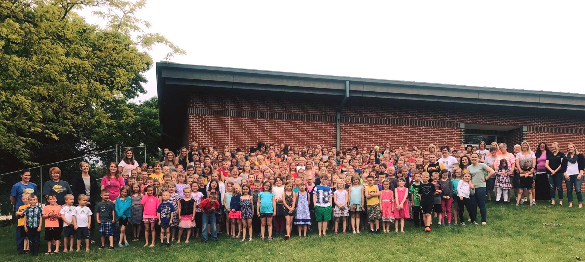 EdgewoodColesburg CSD Last day of school 2017